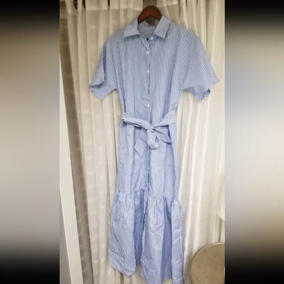 NEW‎ Blue Striped Maxi Dress - Picture 8 of 10